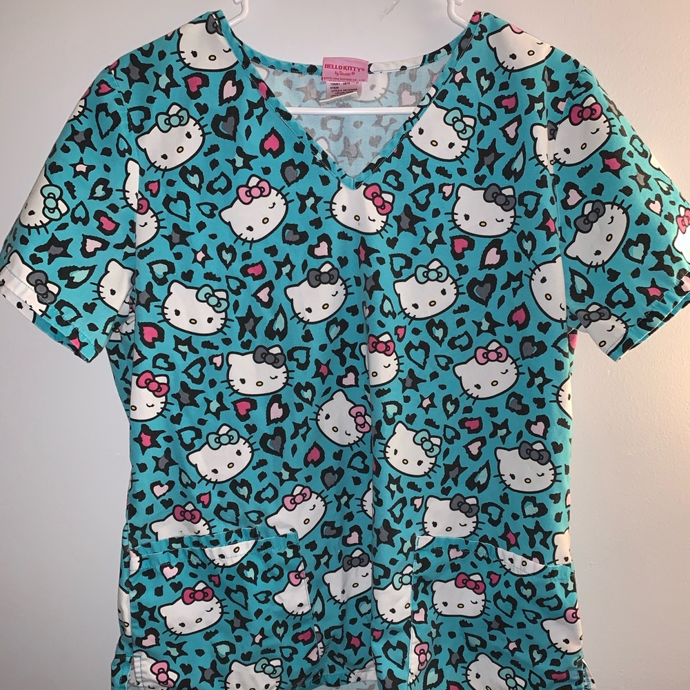 Scrub top